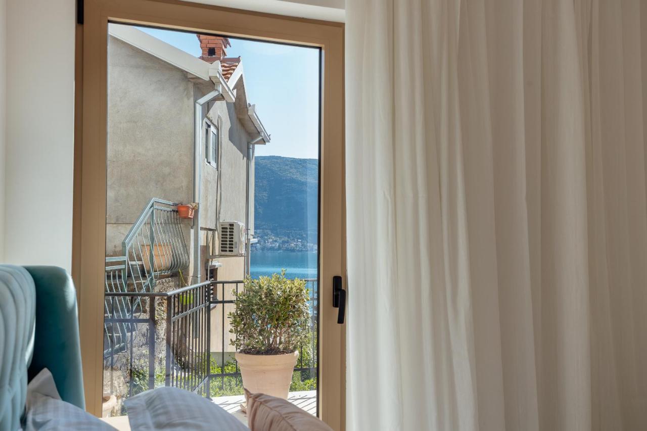 Boka Apartment 6 Herceg Novi Exteriör bild