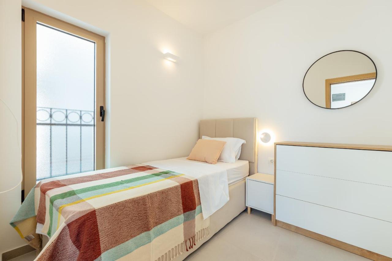 Boka Apartment 6 Herceg Novi Exteriör bild