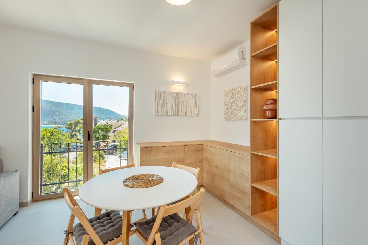 Boka Apartment 6 Herceg Novi Exteriör bild