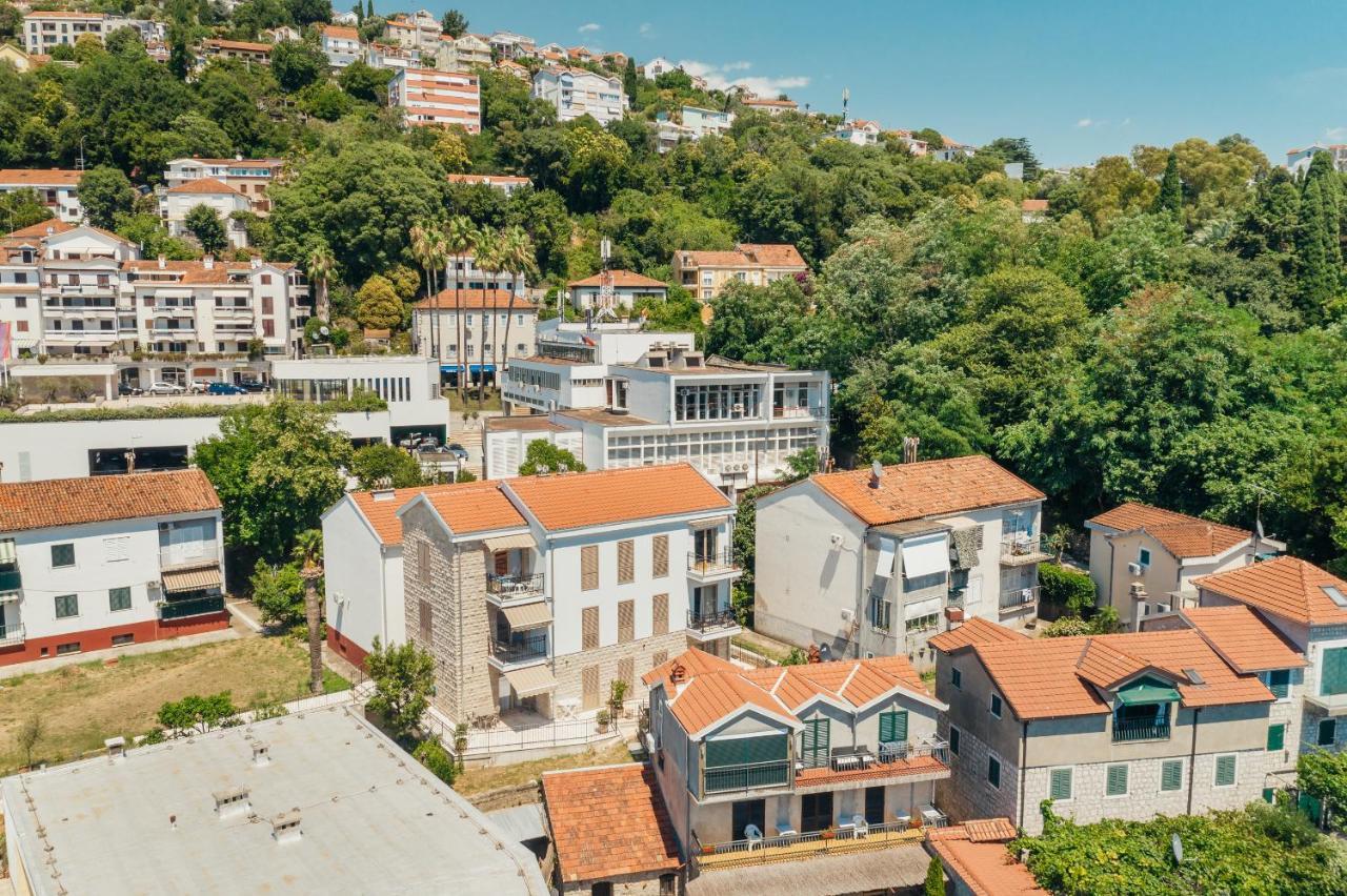 Boka Apartment 6 Herceg Novi Exteriör bild