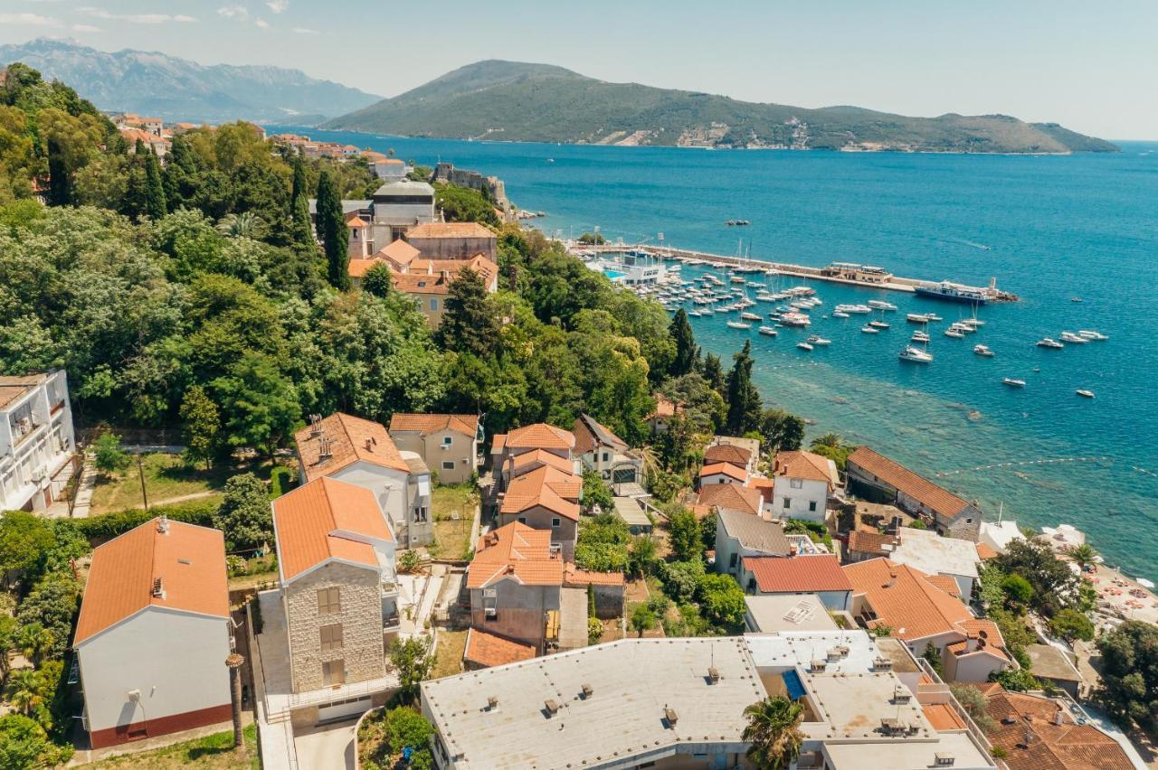 Boka Apartment 6 Herceg Novi Exteriör bild