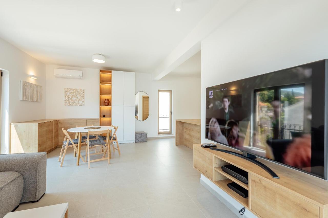 Boka Apartment 6 Herceg Novi Exteriör bild