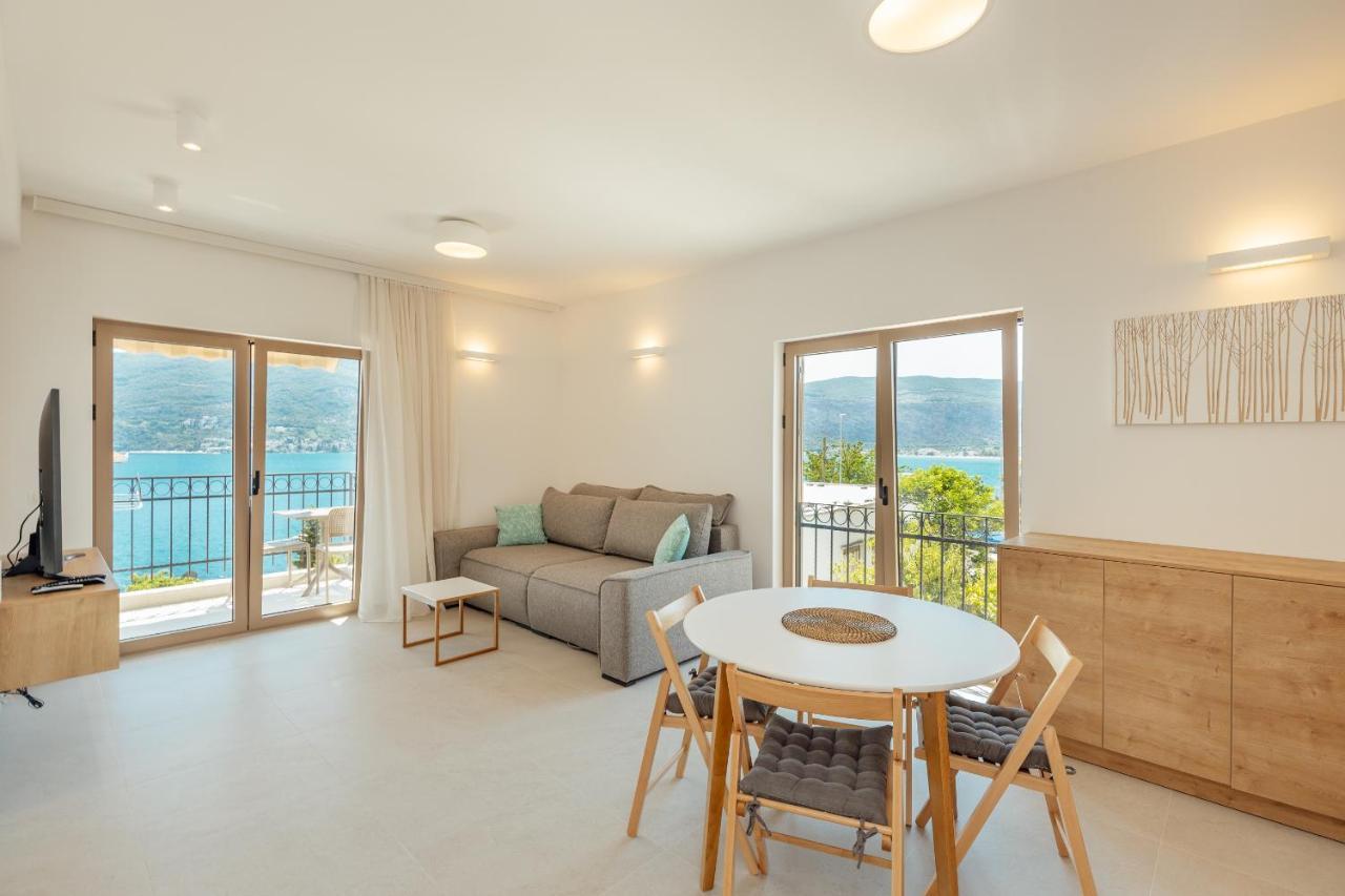 Boka Apartment 6 Herceg Novi Exteriör bild